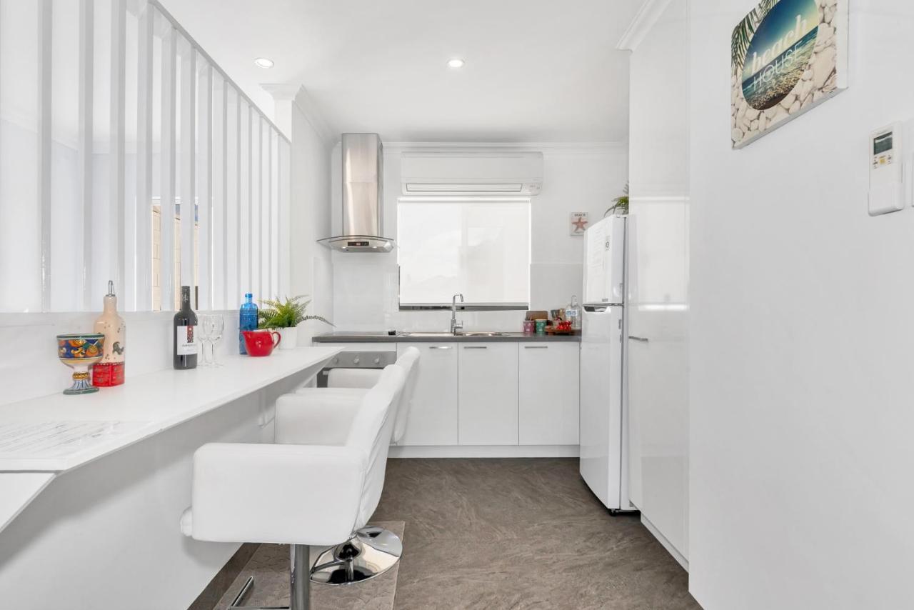 Studio 11 Mandurah Marina Extérieur photo